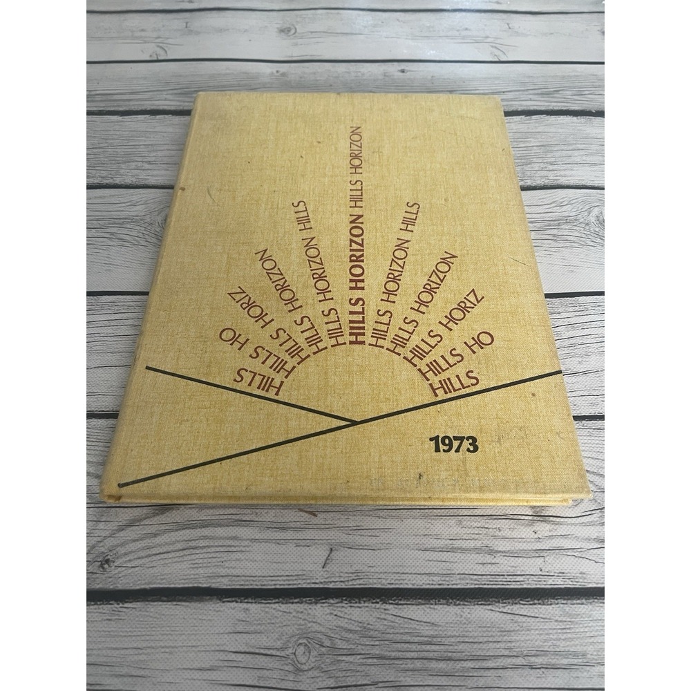 1973 Hills Horizon Year Book Half Hollow Hills High School New York Vintage